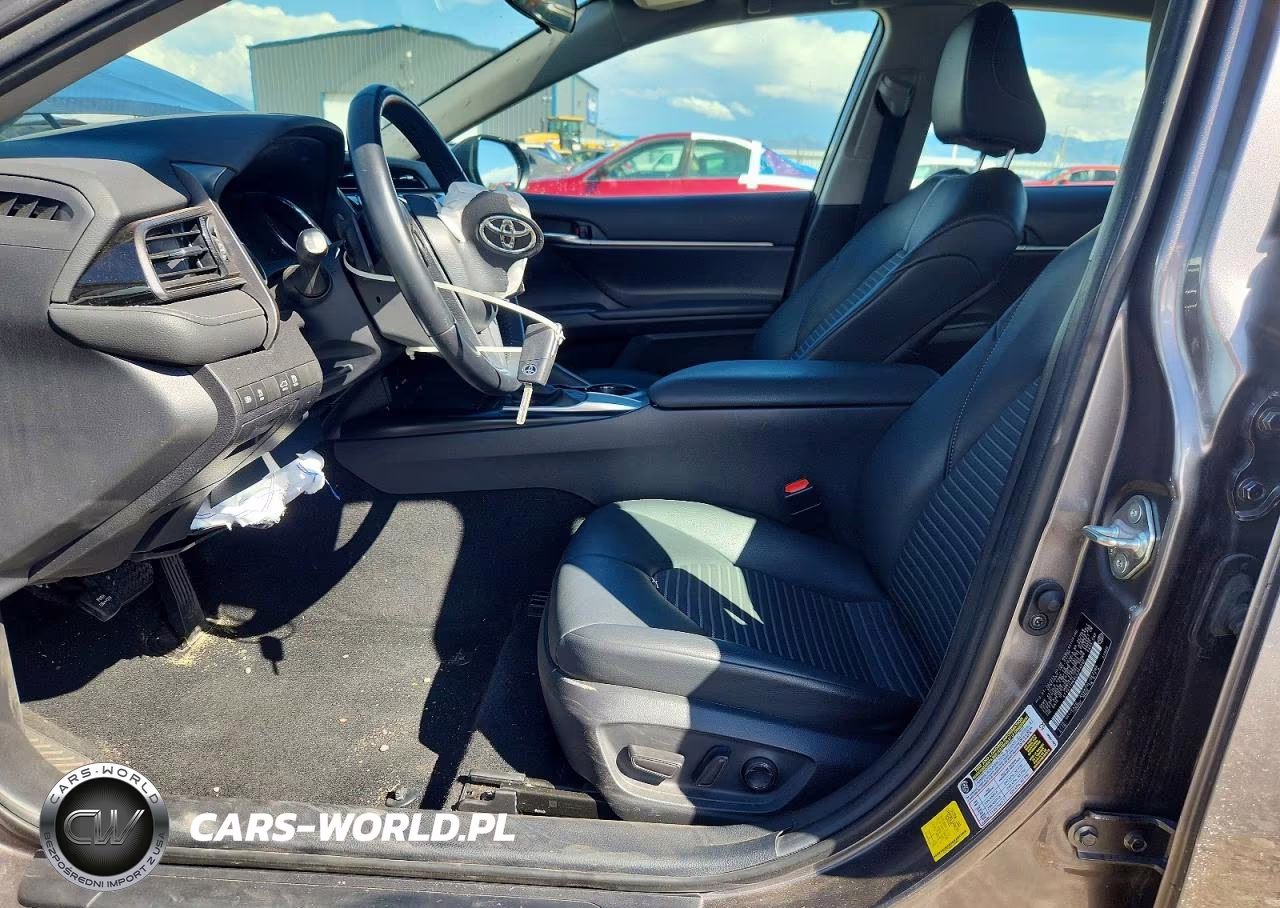 2020 Toyota Camry Se VIN:4T1G11AK8LU344007 - 7