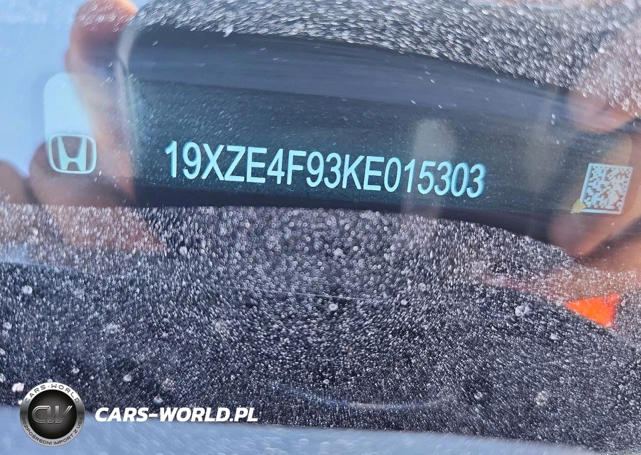 2019 Honda Insight Touring VIN:19XZE4F93KE015303 - 12