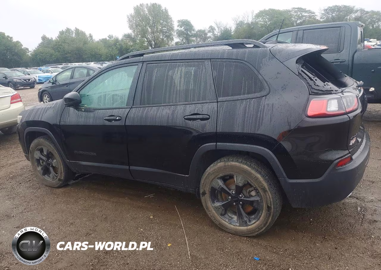 2020 Jeep Cherokee Latitude Plus VIN:1C4PJMLX9LD640572 - 2