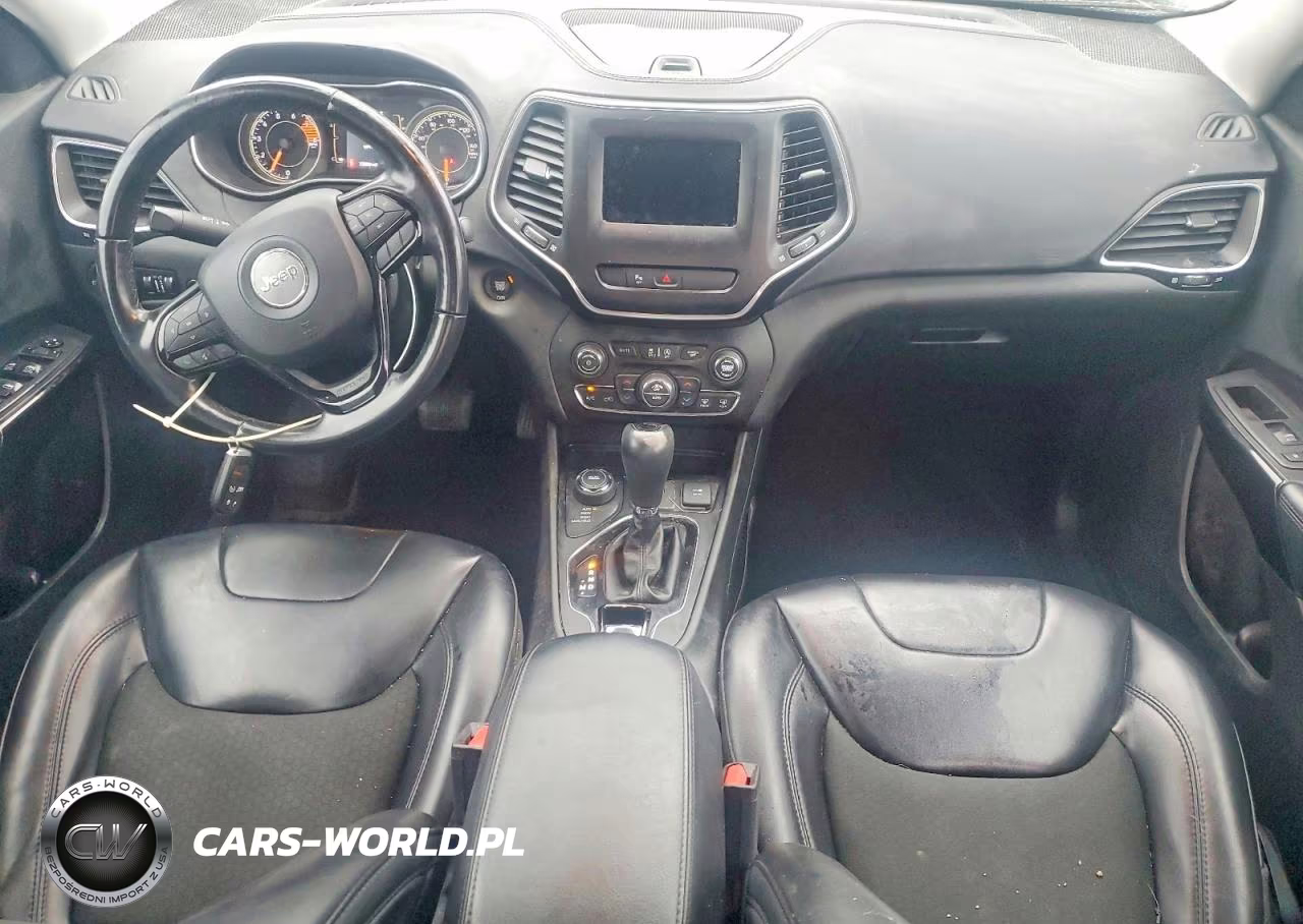 2020 Jeep Cherokee Latitude Plus VIN:1C4PJMLX9LD640572 - 8