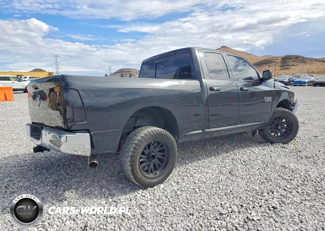 2018 Ram 1500 Slt VIN:1C6RR6GG2JS155018 - 3