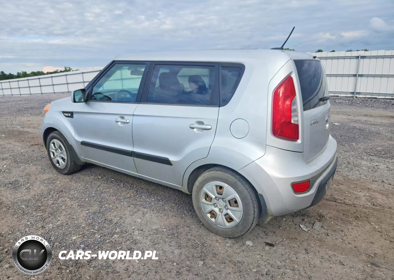 2012 Kia Soul Base VIN:KNDJT2A51C7395321 - 2