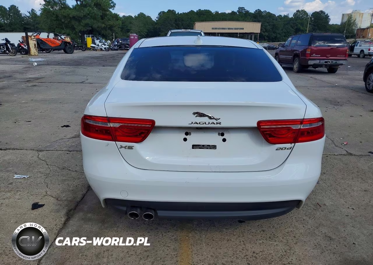 2017 Jaguar Xe Prestige VIN:SAJAE4BN5HA968625 - 6