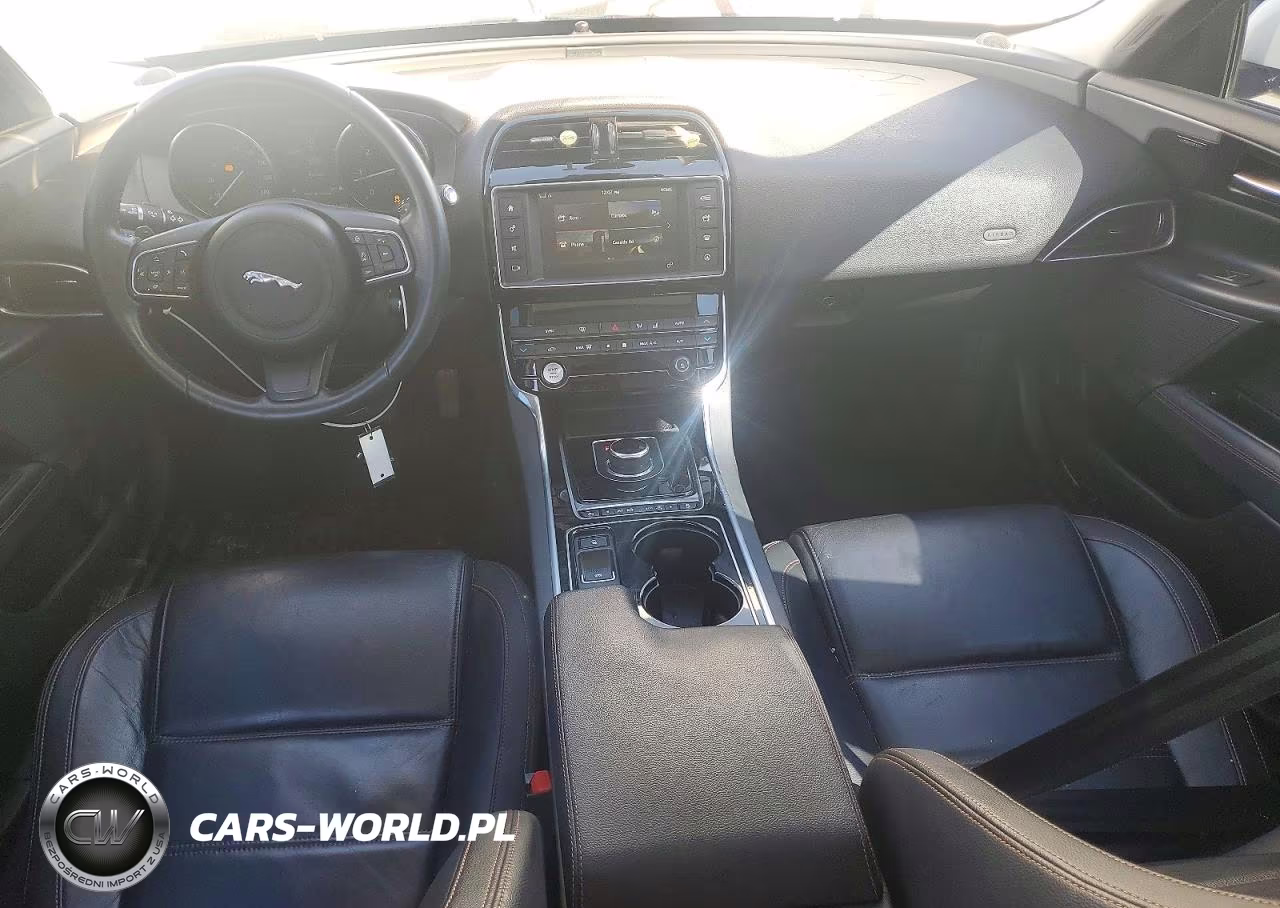 2017 Jaguar Xe Prestige VIN:SAJAE4BN5HA968625 - 8