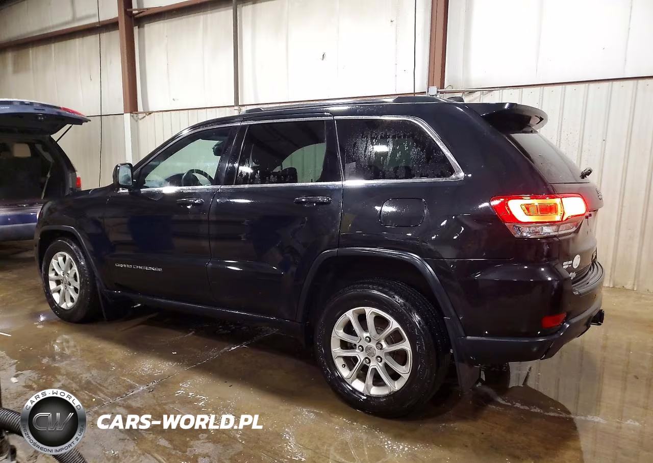 2015 Jeep Grand Cherokee Laredo VIN:1C4RJEAGXFC238801 - 2