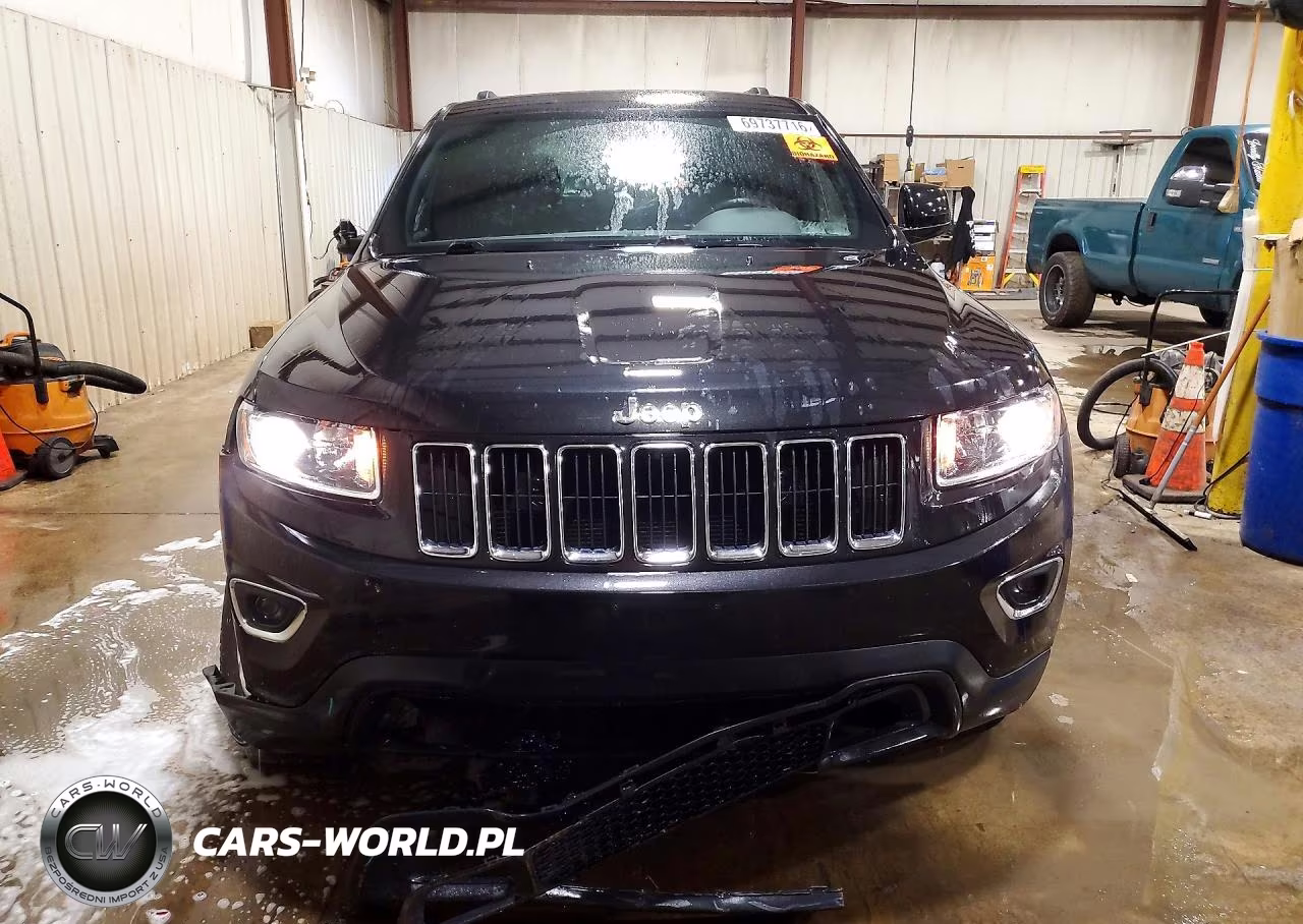 2015 Jeep Grand Cherokee Laredo VIN:1C4RJEAGXFC238801 - 5