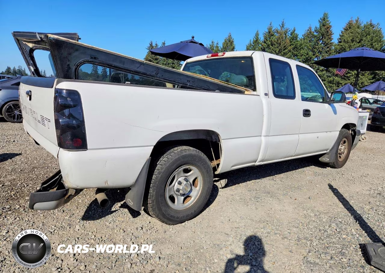 2003 Chevrolet Silverado C1500 VIN:2GCEC19T531308175 - 3