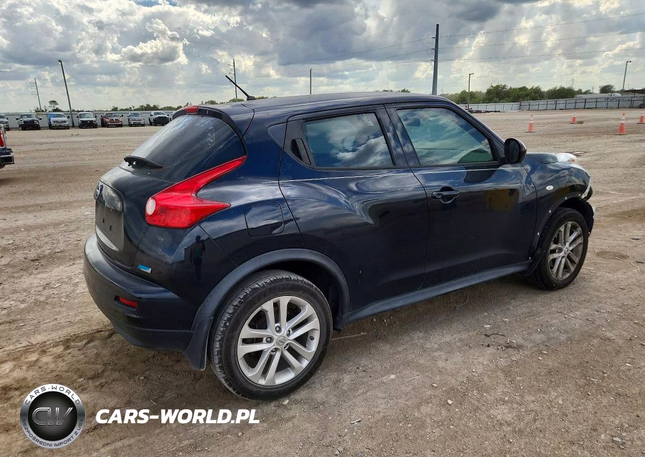 2014 Nissan Juke S VIN:JN8AF5MR8ET451938 - 3