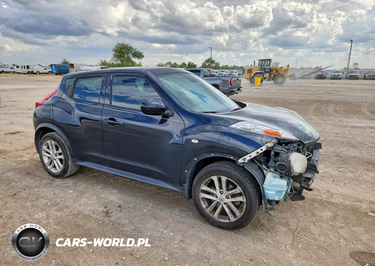 2014 Nissan Juke S VIN:JN8AF5MR8ET451938 - 4