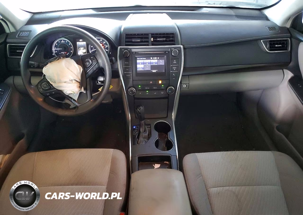 2017 Toyota Camry Le VIN:4T1BF1FKXHU775699 - 8
