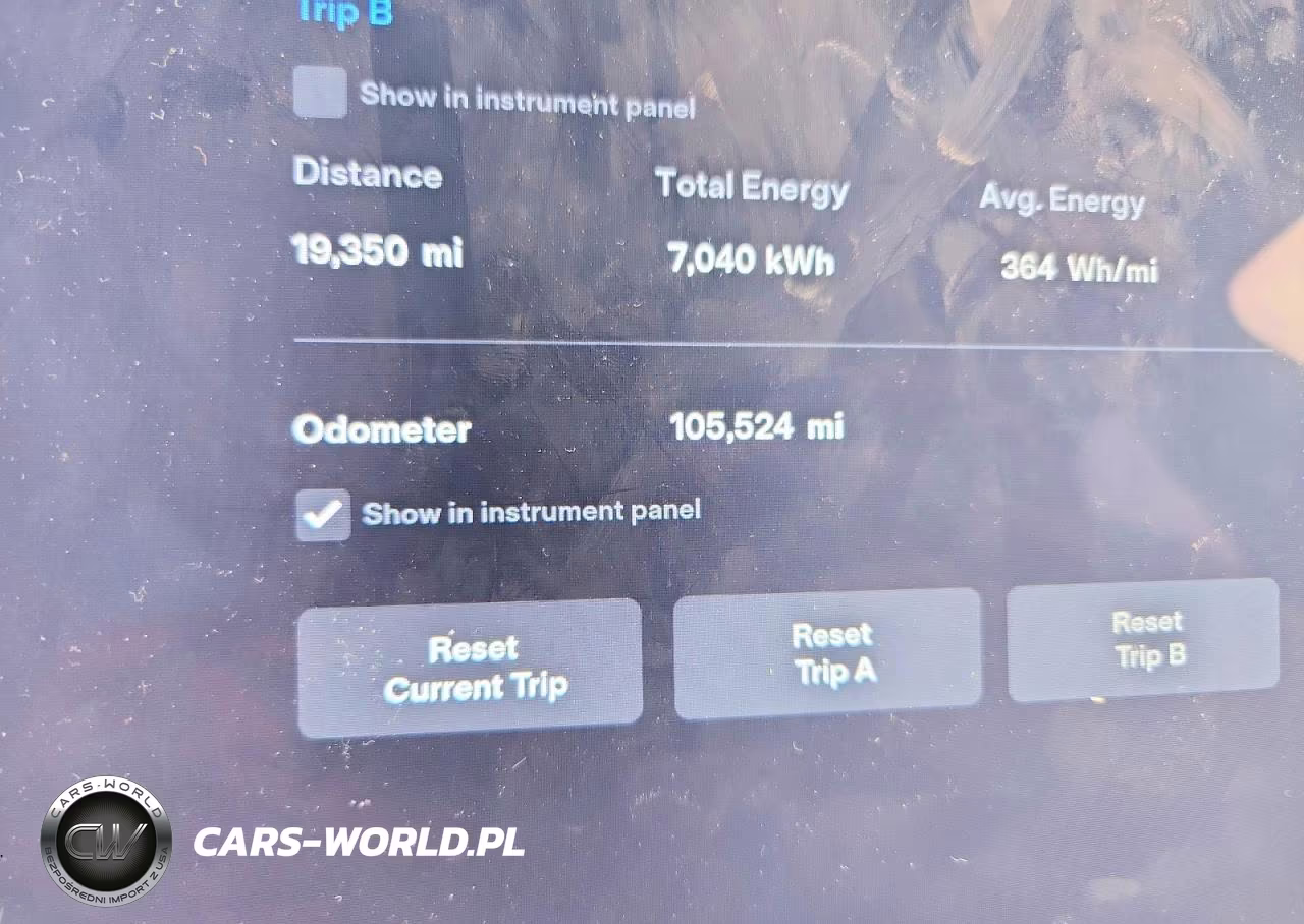 2015 Tesla Model S VIN:5YJSA1E1XFF120296 - 9