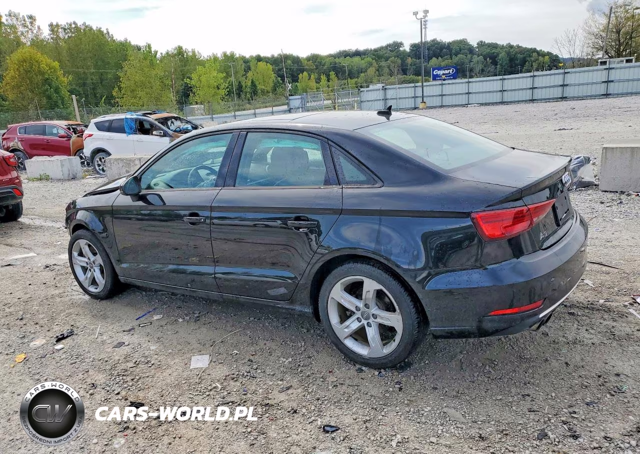 2018 Audi A3 Premium VIN:WAUAUHFF8J1067330 - 2