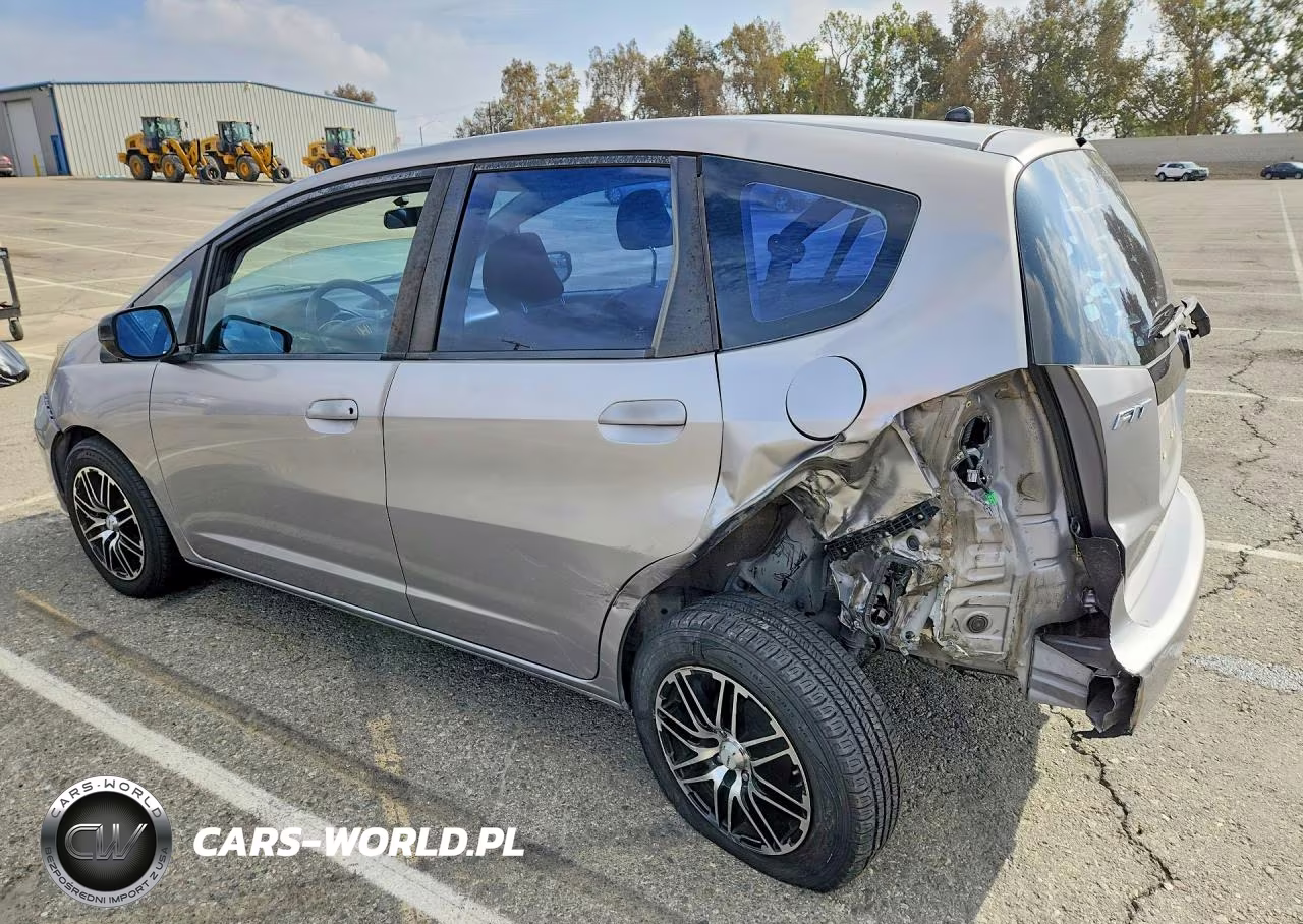 2010 Honda Fit VIN:JHMGE8H20AS007409 - 2