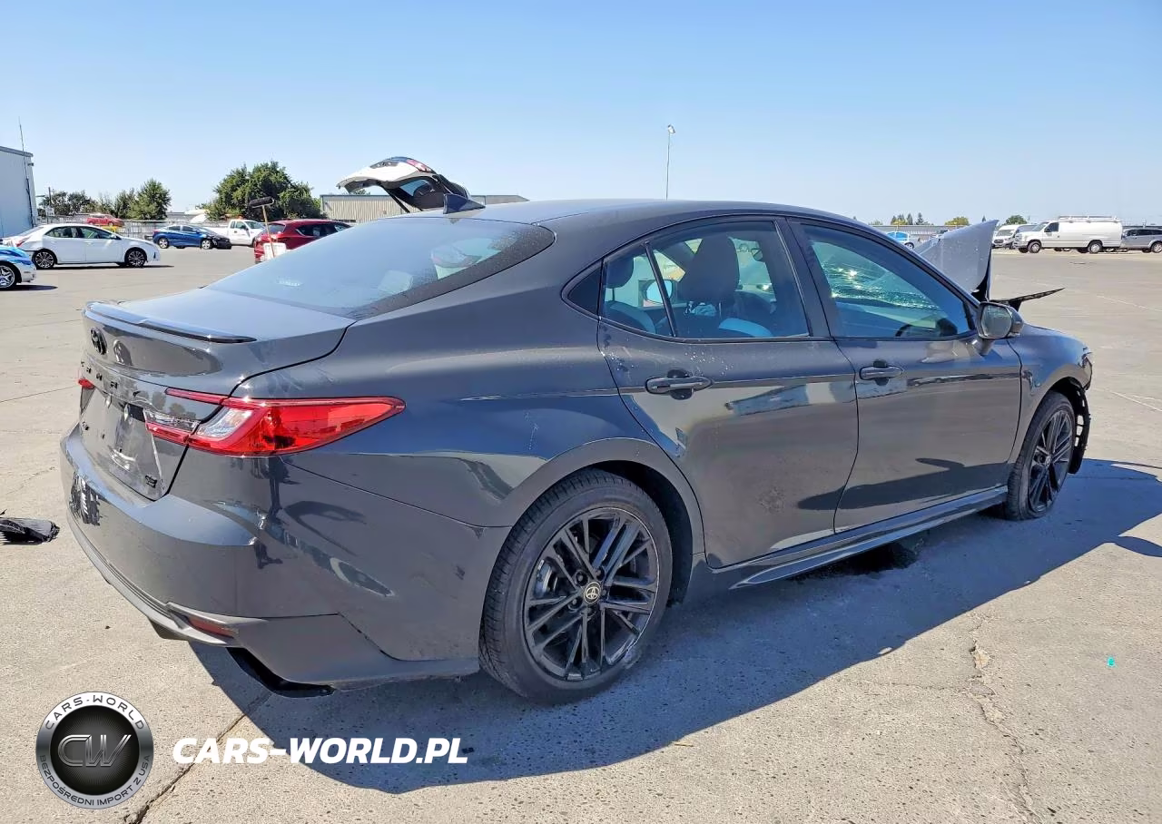 2026 Toyota Camry Se VIN:4T1DAACK9TU298574 - 3