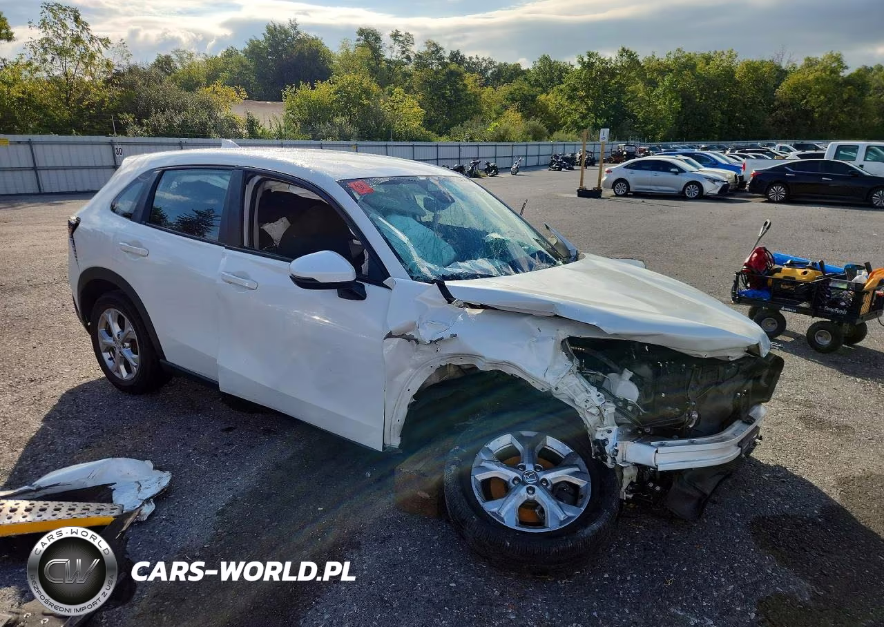 2024 Honda Hr-V Lx VIN:3CZRZ2H34RM720378 - 4