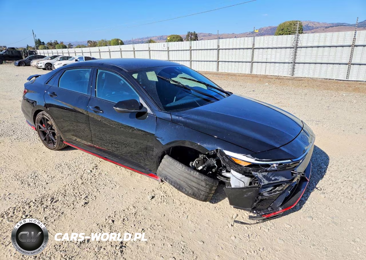 2026 Hyundai Elantra N Base VIN:KMHLW4DK2TU040152 - 4