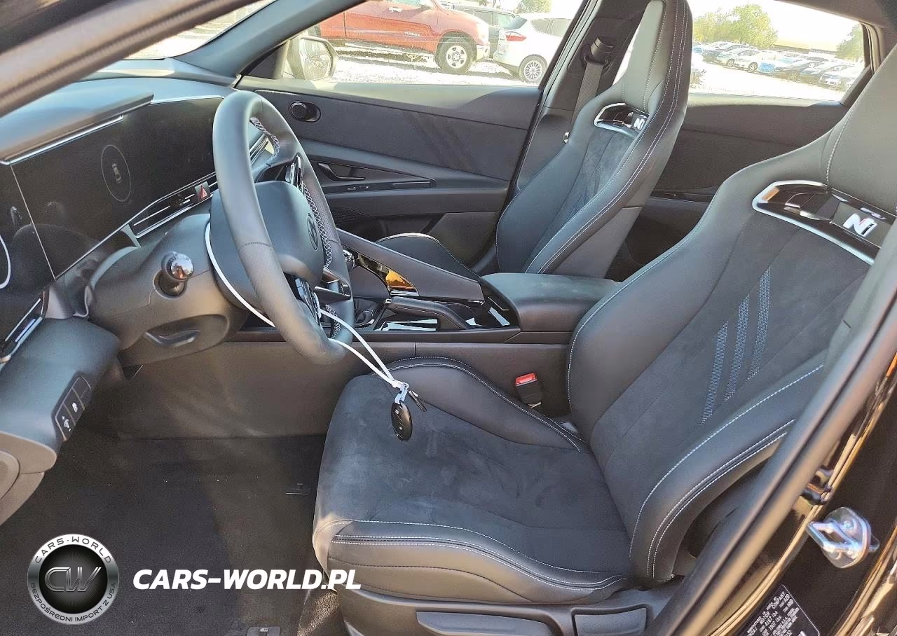 2026 Hyundai Elantra N Base VIN:KMHLW4DK2TU040152 - 7