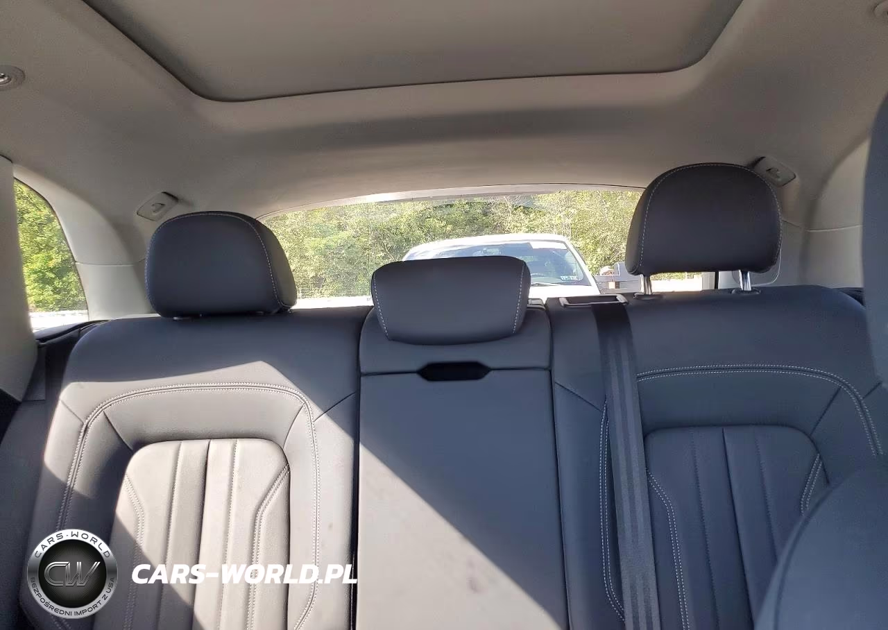 2021 Audi Q5 Premium Plus VIN:WA1BAAFY1M2012171 - 10