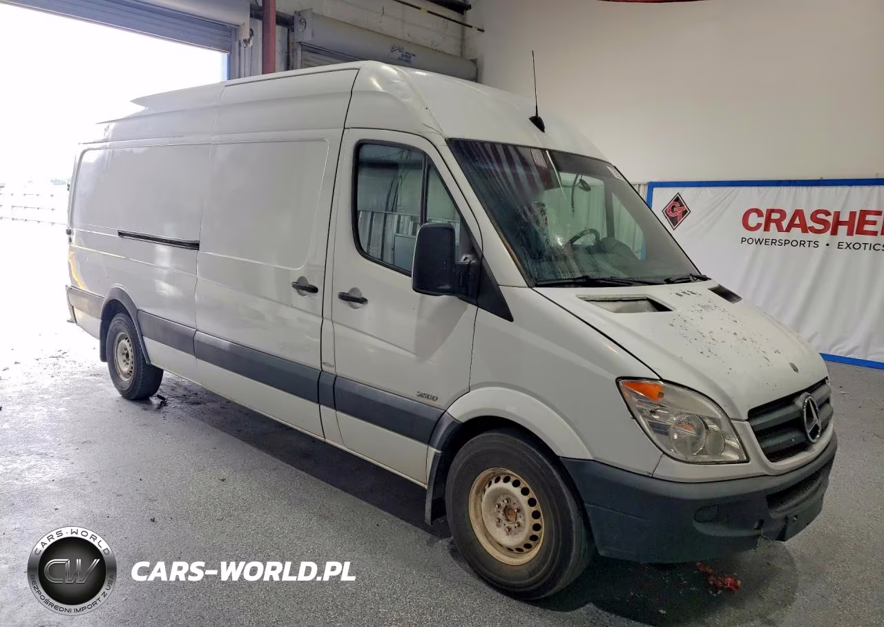 2011 Mercedes-Benz Sprinter 2500 Delivery Van VIN:WD3PE8CB2B5608520 - 4