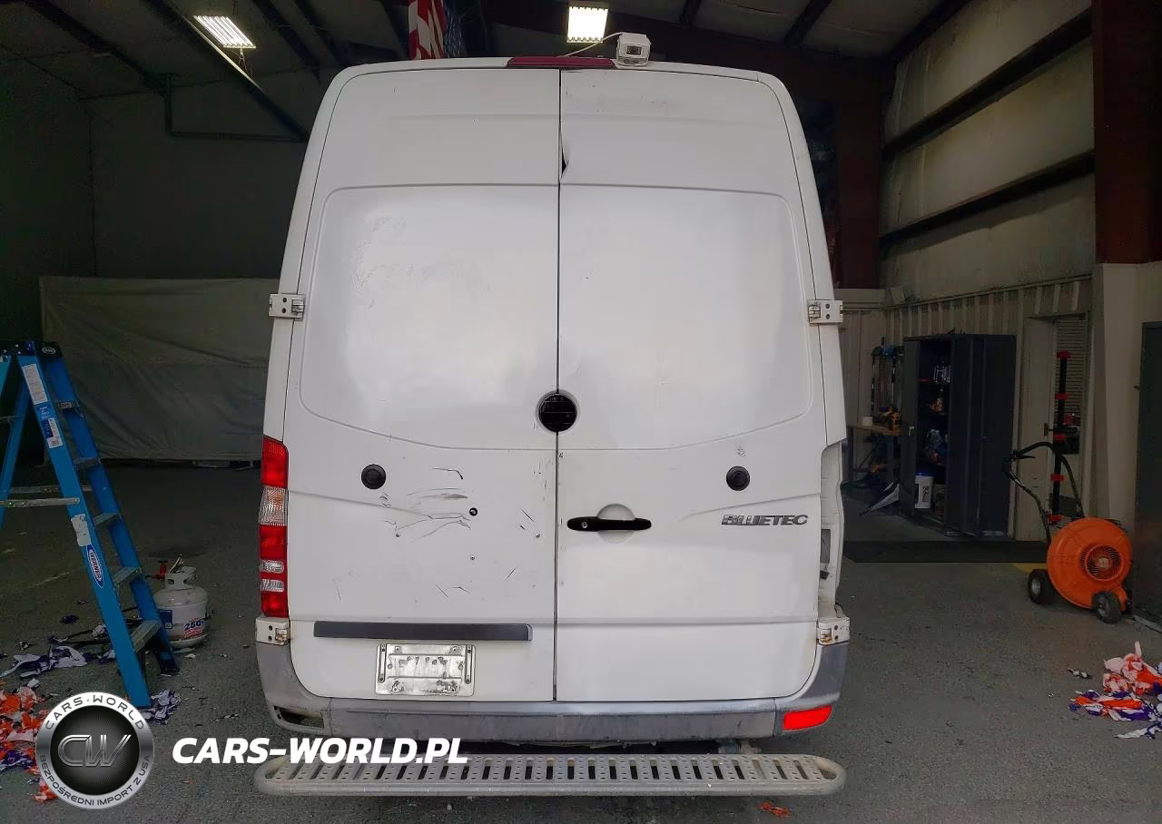 2011 Mercedes-Benz Sprinter 2500 Delivery Van VIN:WD3PE8CB2B5608520 - 6
