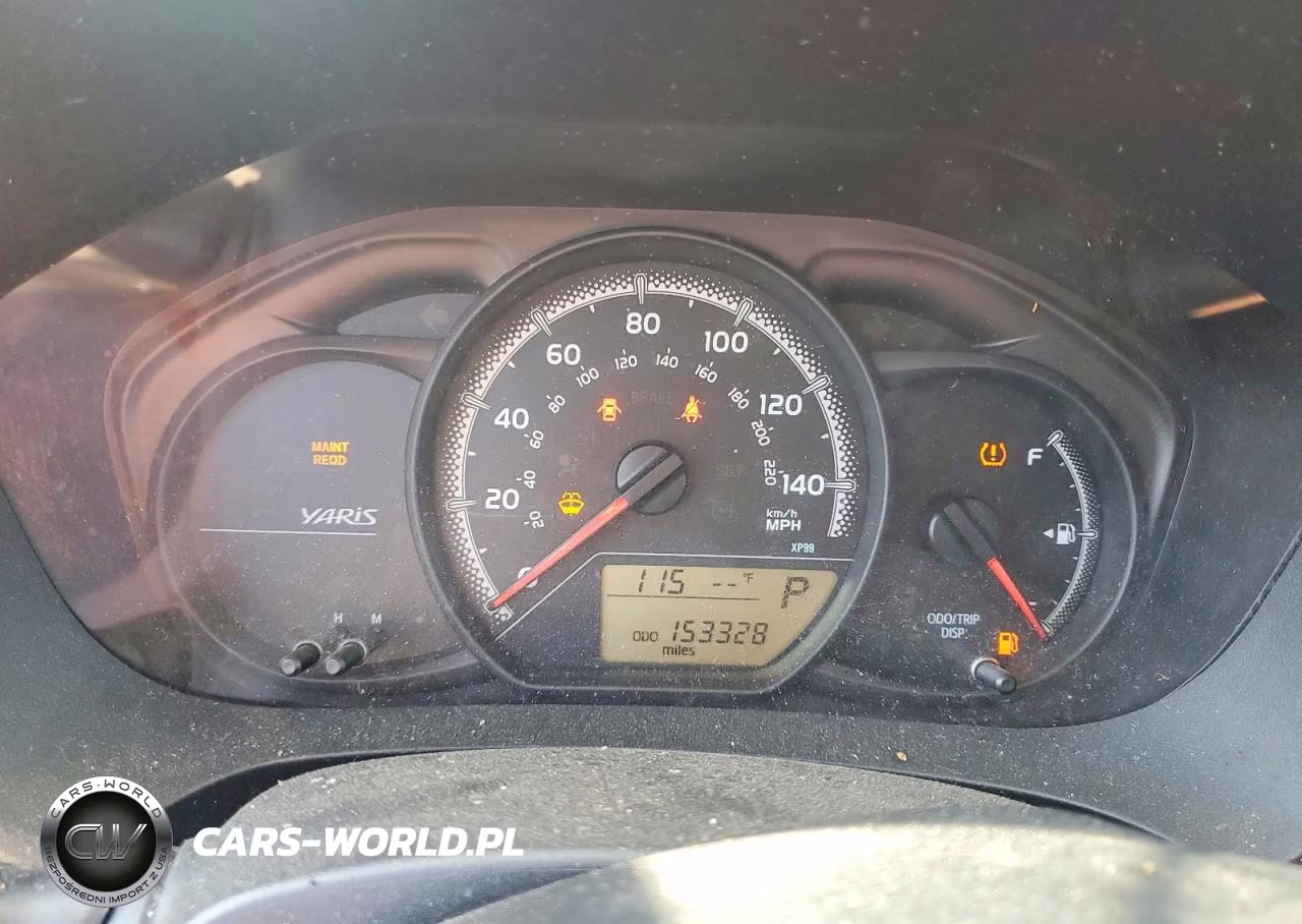 2015 Toyota Yaris 5-Door L VIN:VNKKTUD32FA037685 - 9