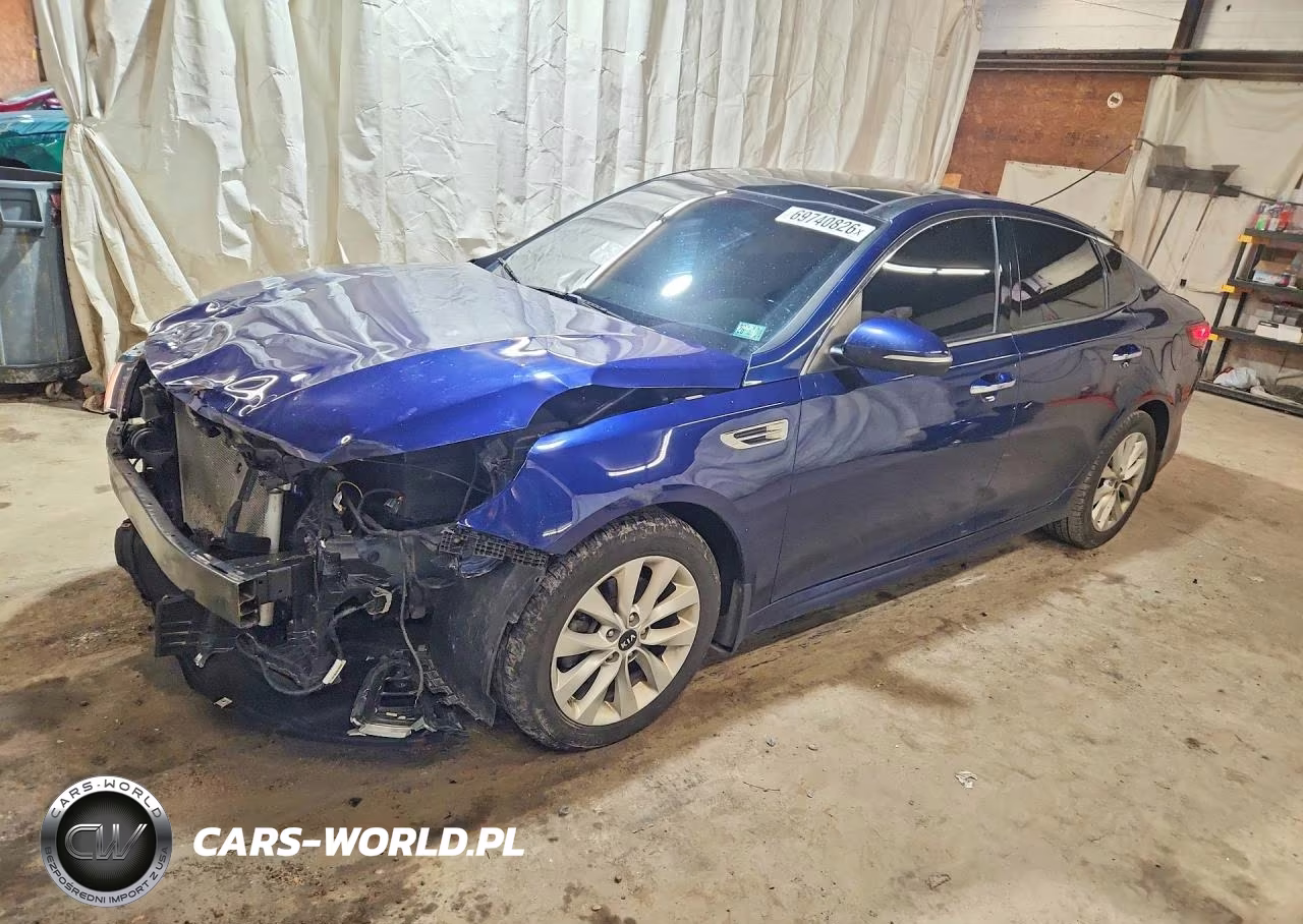 2018 Kia Optima S VIN:5XXGT4L3XJG203027 - 1