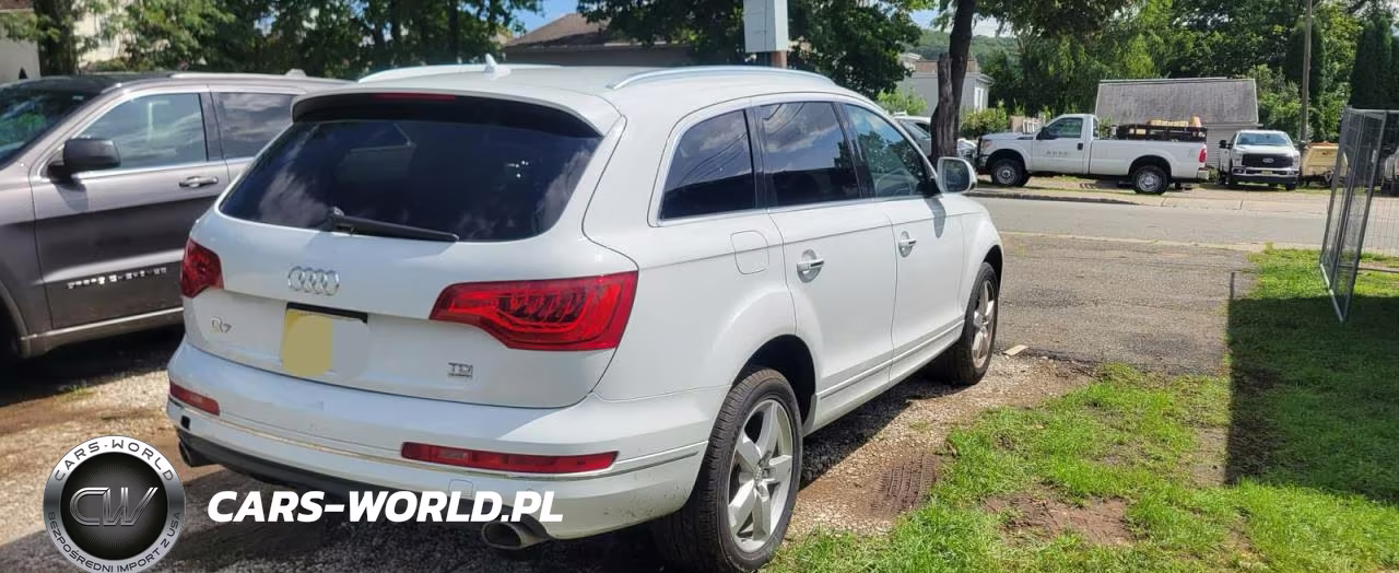 2013 Audi Q7 Premium VIN:WA1CMAFE6DD015976 - 4