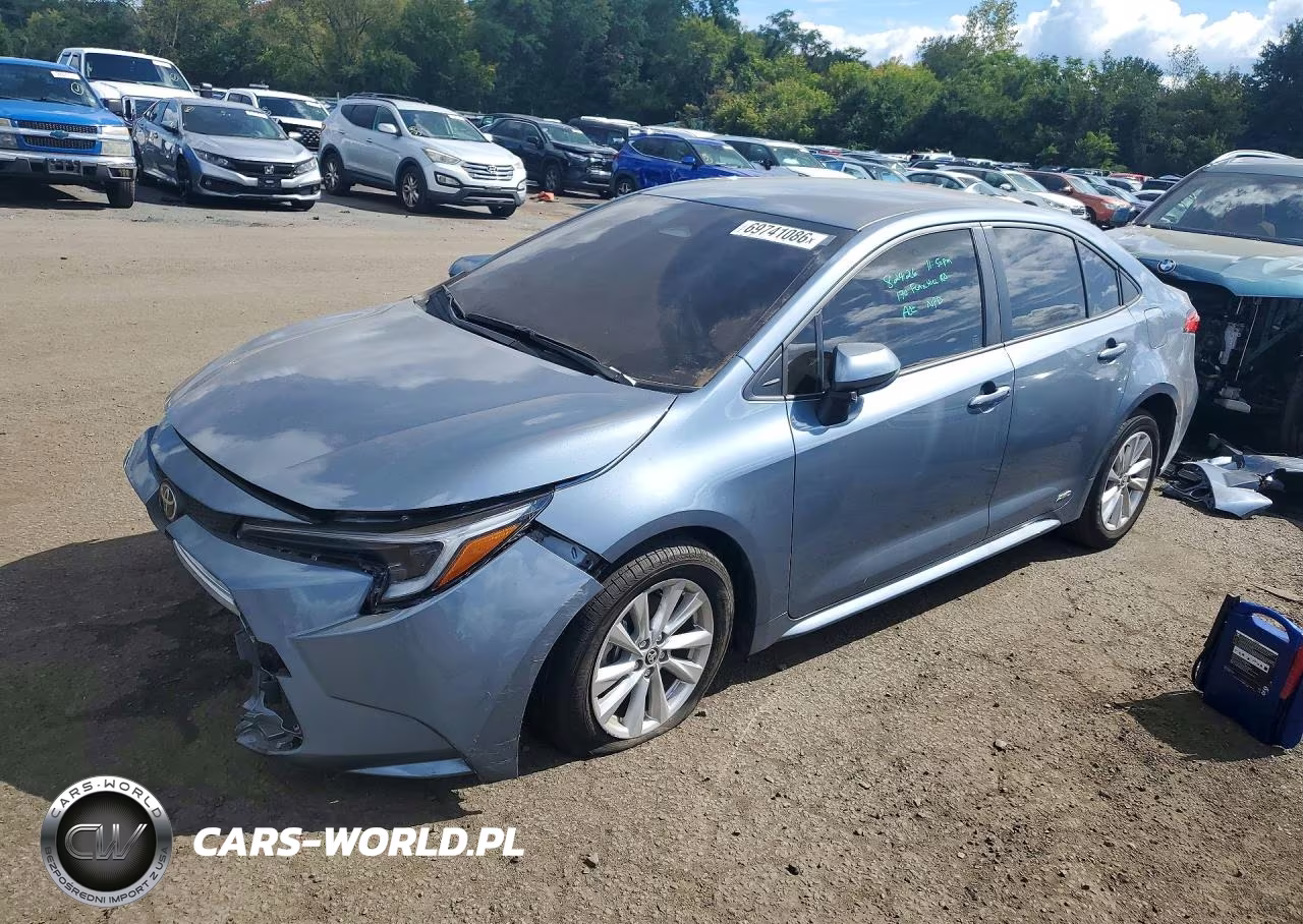 2026 Toyota Corolla Hybrid Le – zdjęcie 1 z 13