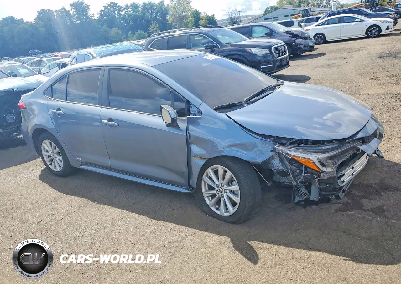 2026 Toyota Corolla Hybrid Le VIN:JTDBDMHE0T3028999 - 4