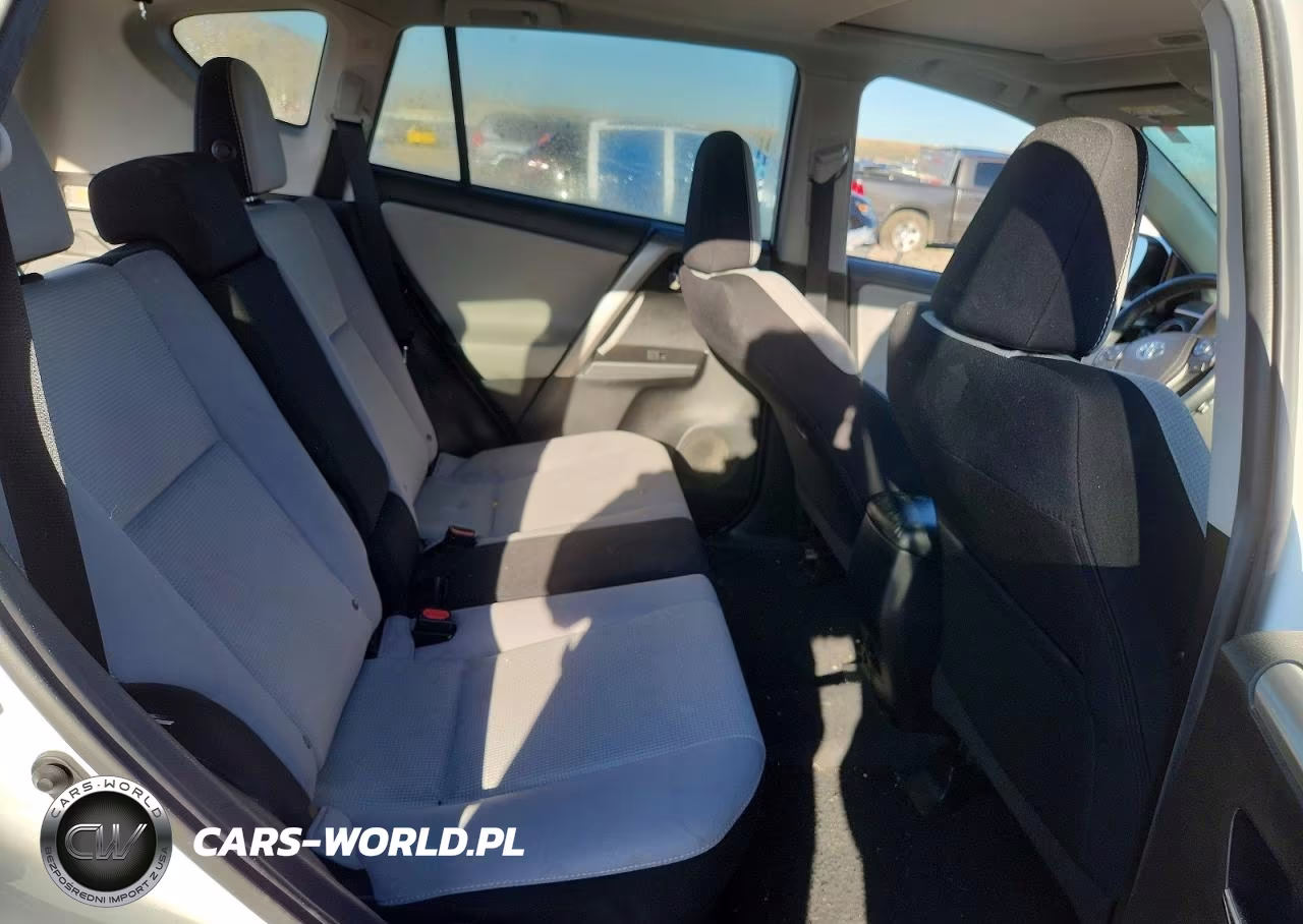 2017 Toyota Rav4 Xle VIN:2T3RFREV7HW672918 - 10