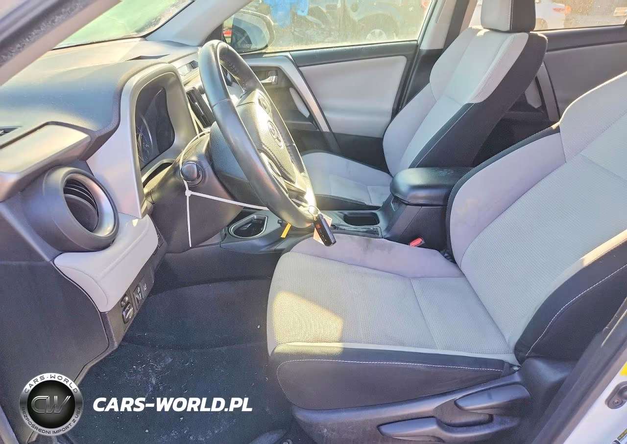 2017 Toyota Rav4 Xle VIN:2T3RFREV7HW672918 - 7