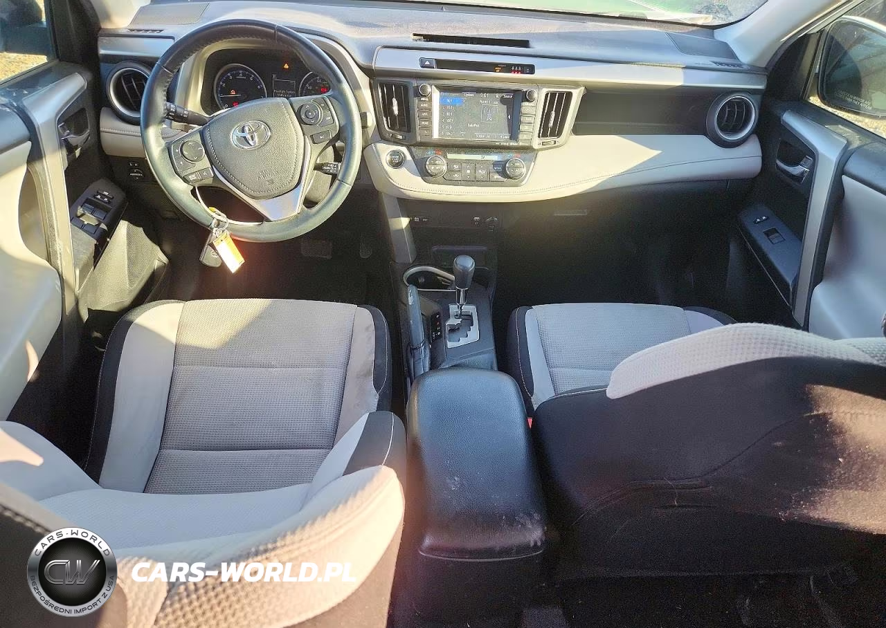 2017 Toyota Rav4 Xle VIN:2T3RFREV7HW672918 - 8