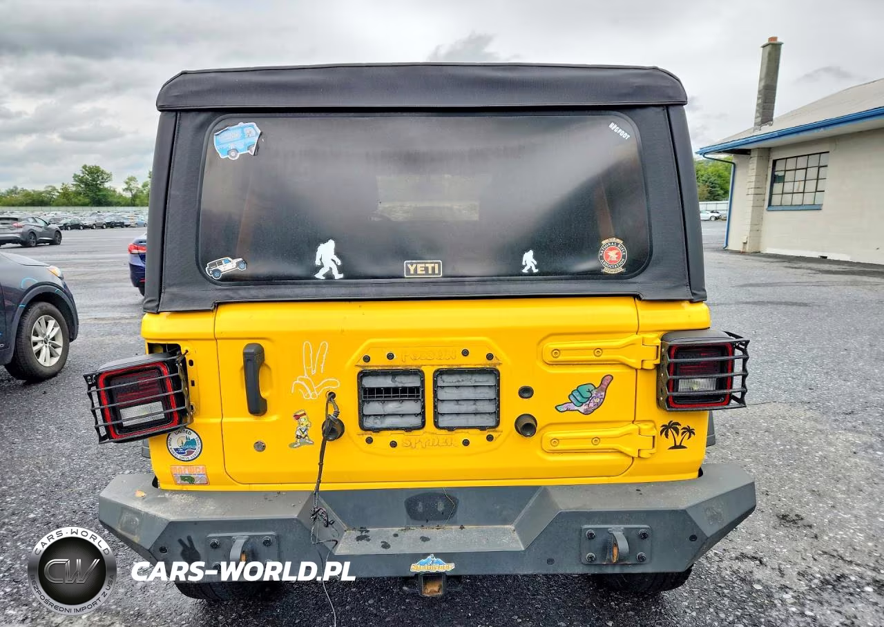 2018 Jeep Wrangler Unlimited Sport VIN:1C4HJXDN9JW292860 - 6