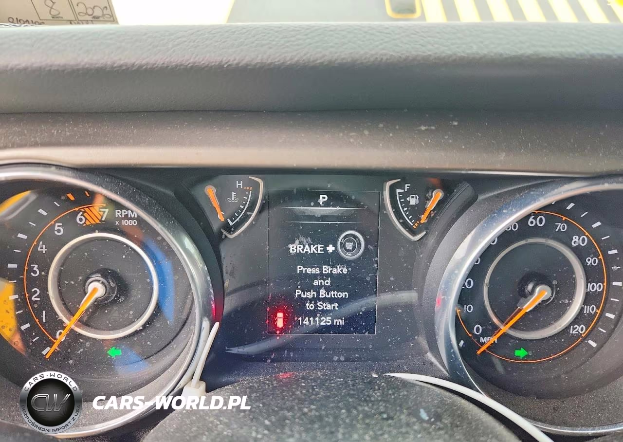 2018 Jeep Wrangler Unlimited Sport VIN:1C4HJXDN9JW292860 - 9