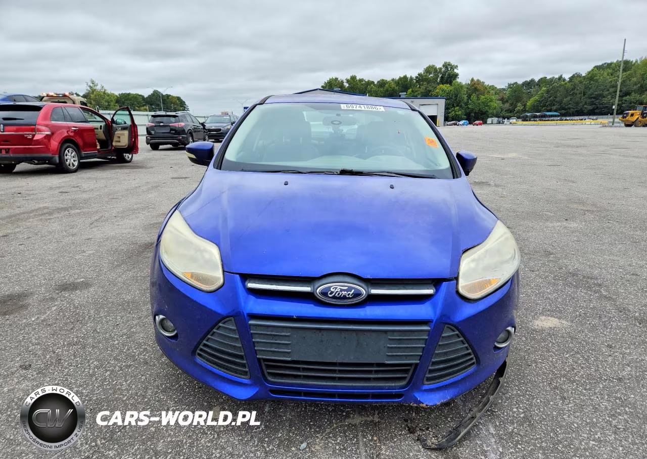 2014 Ford Focus Se Se VIN:1FADP3F26EL134160 - 5