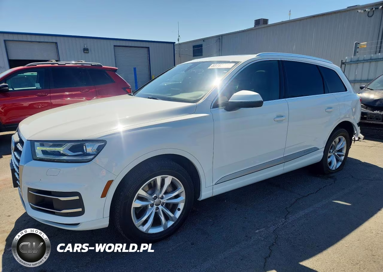 2017 Audi Q7 Premium VIN:WA1AHAF7XHD043671 - 1