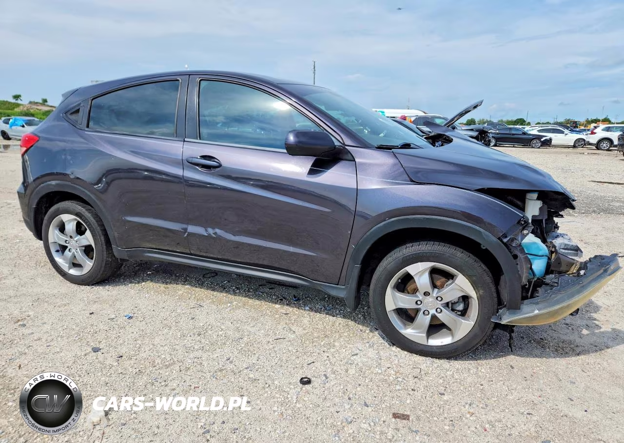 2017 Honda Hr-V Lx VIN:3CZRU5H31HM721695 - 4