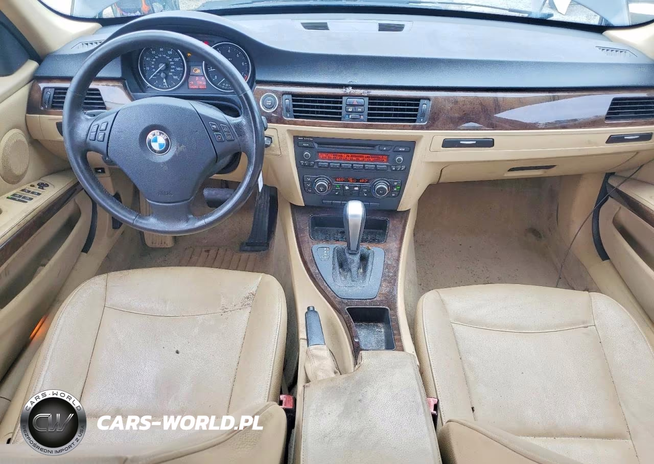 2010 BMW 328 Xi VIN:WBAPK7C52AA462688 - 8