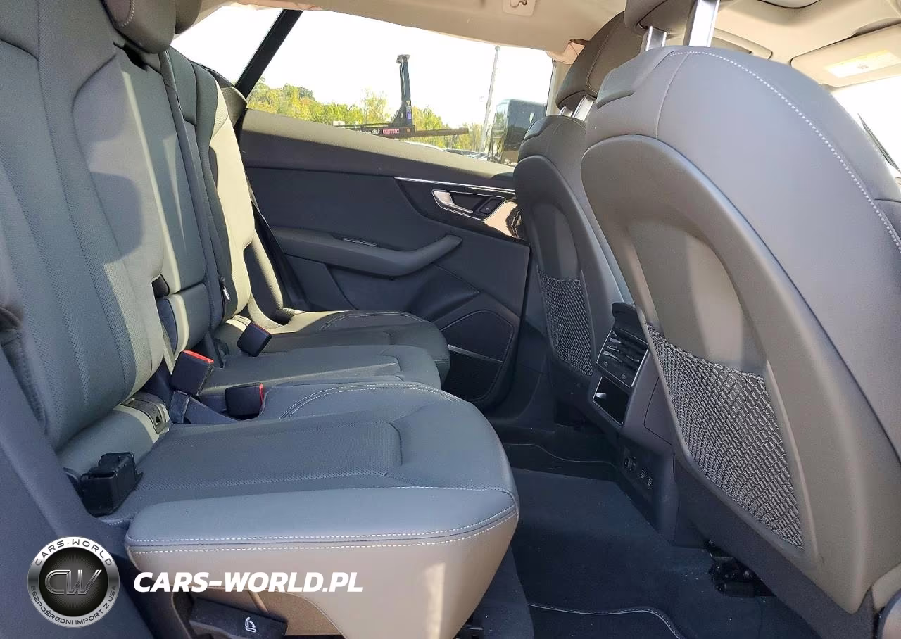 2020 Audi Q8 Premium Plus S-Line VIN:WA1EVAF16LD004686 - 11