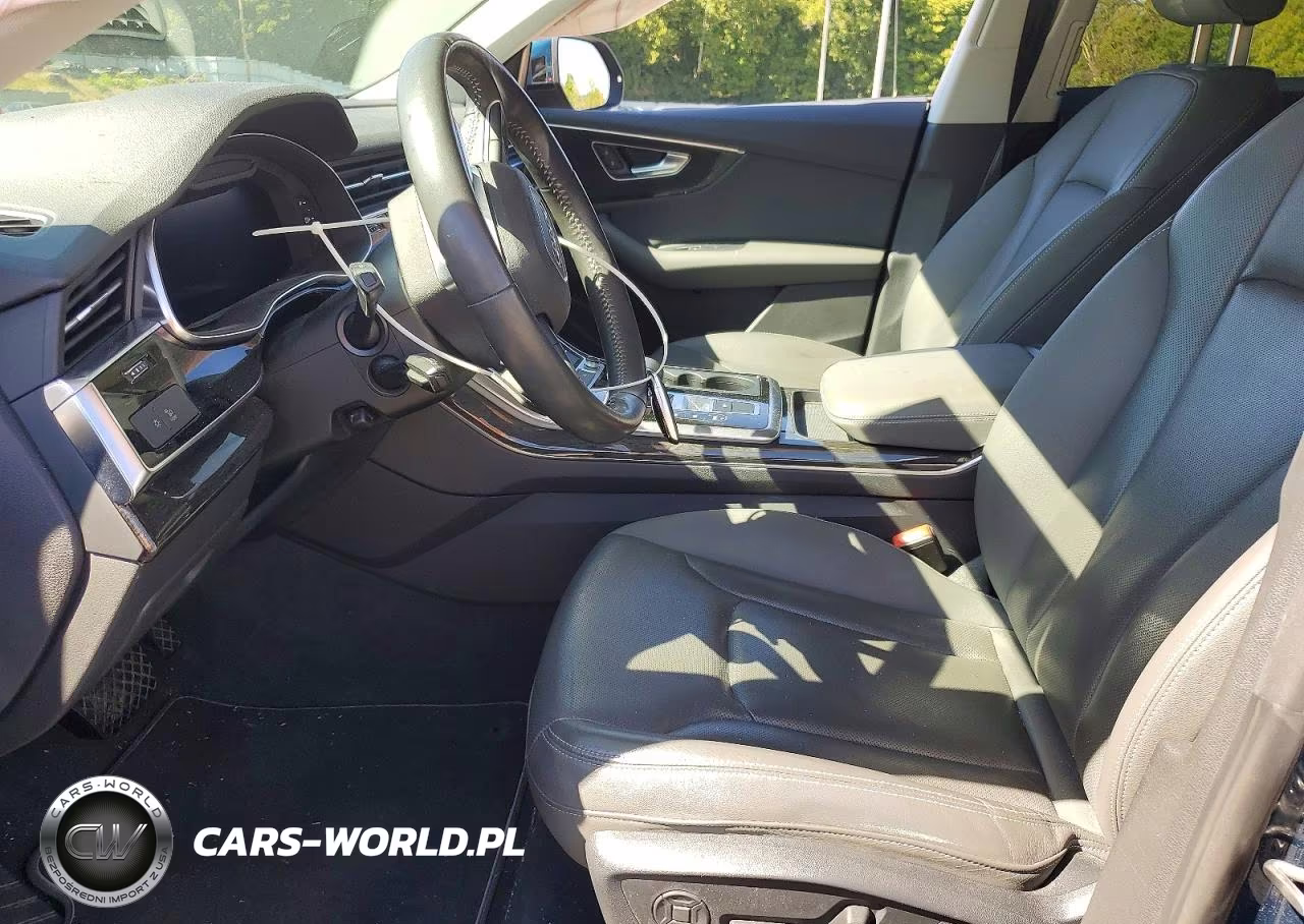 2020 Audi Q8 Premium Plus S-Line VIN:WA1EVAF16LD004686 - 7