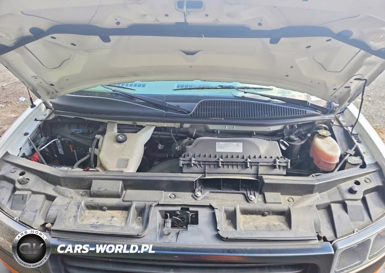 2022 GMC Savana G3500 VIN:1GTZ7GFP3N1266386 - 11