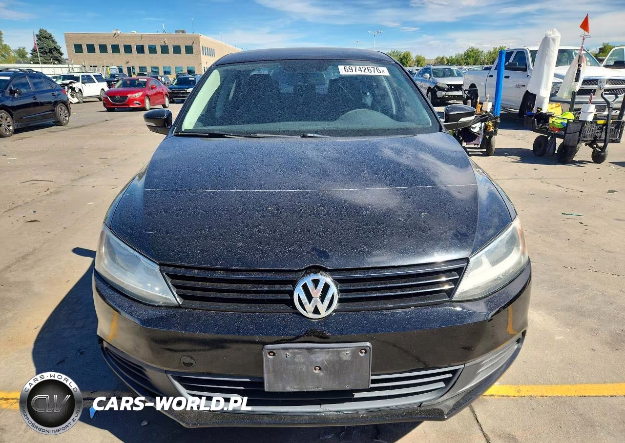 2011 Volkswagen Jetta Se VIN:3VWDX7AJ3BM370563 - 5
