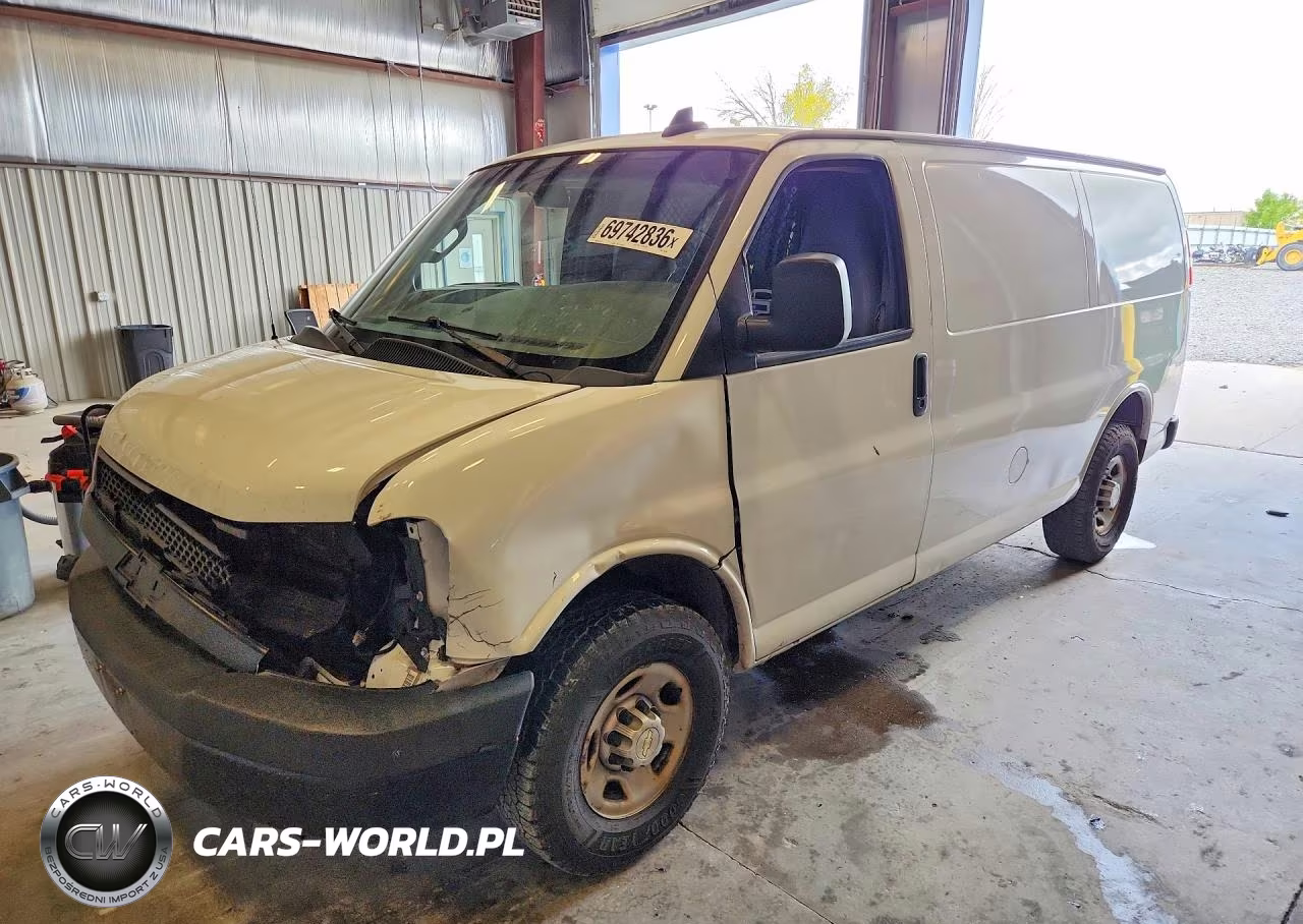 2020 Chevrolet Express G2500 – zdjęcie 1 z 12