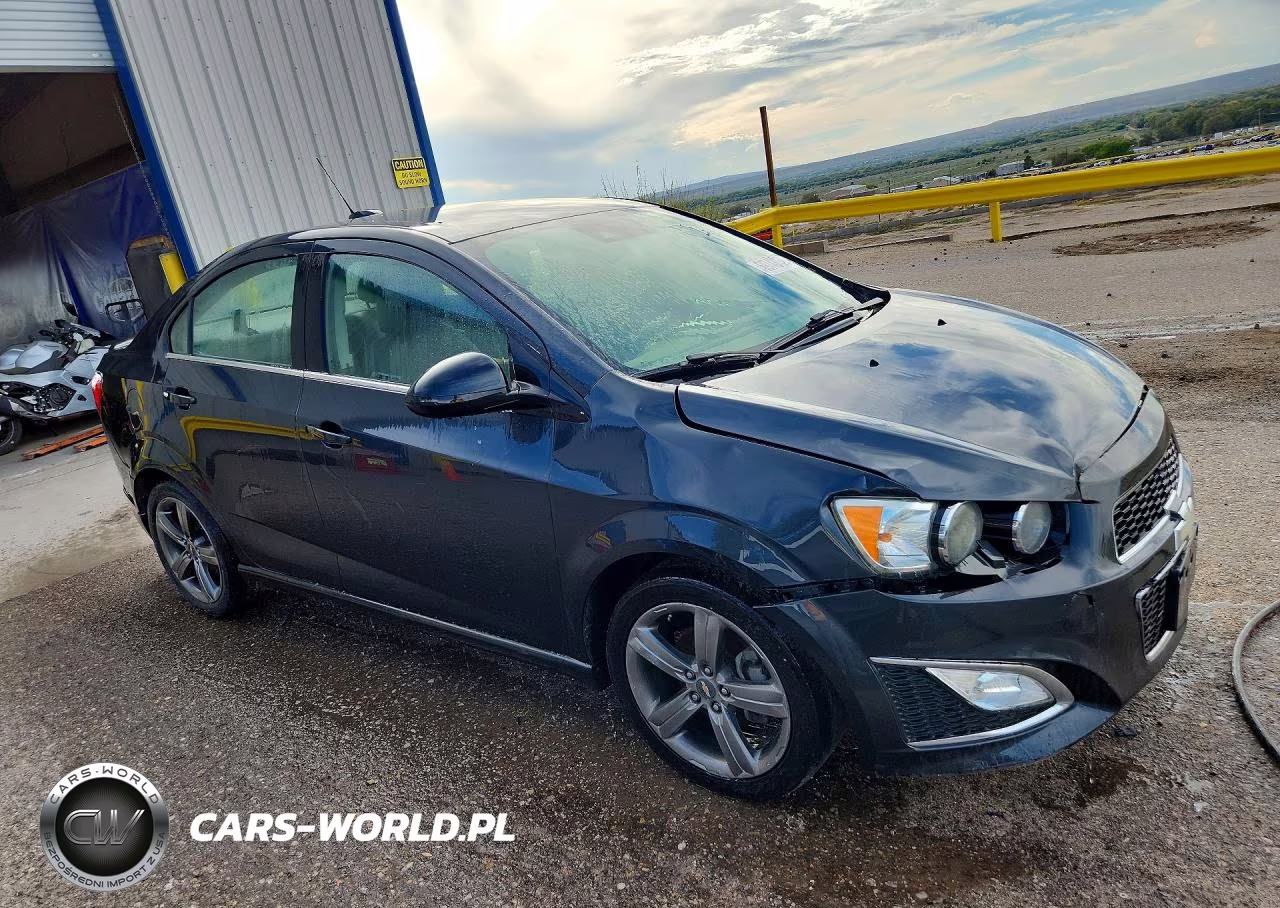2015 Chevrolet Sonic Rs VIN:1G1JG5SB6F4185547 - 4