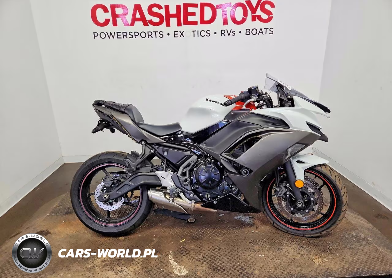 2023 Kawasaki Ex650 R