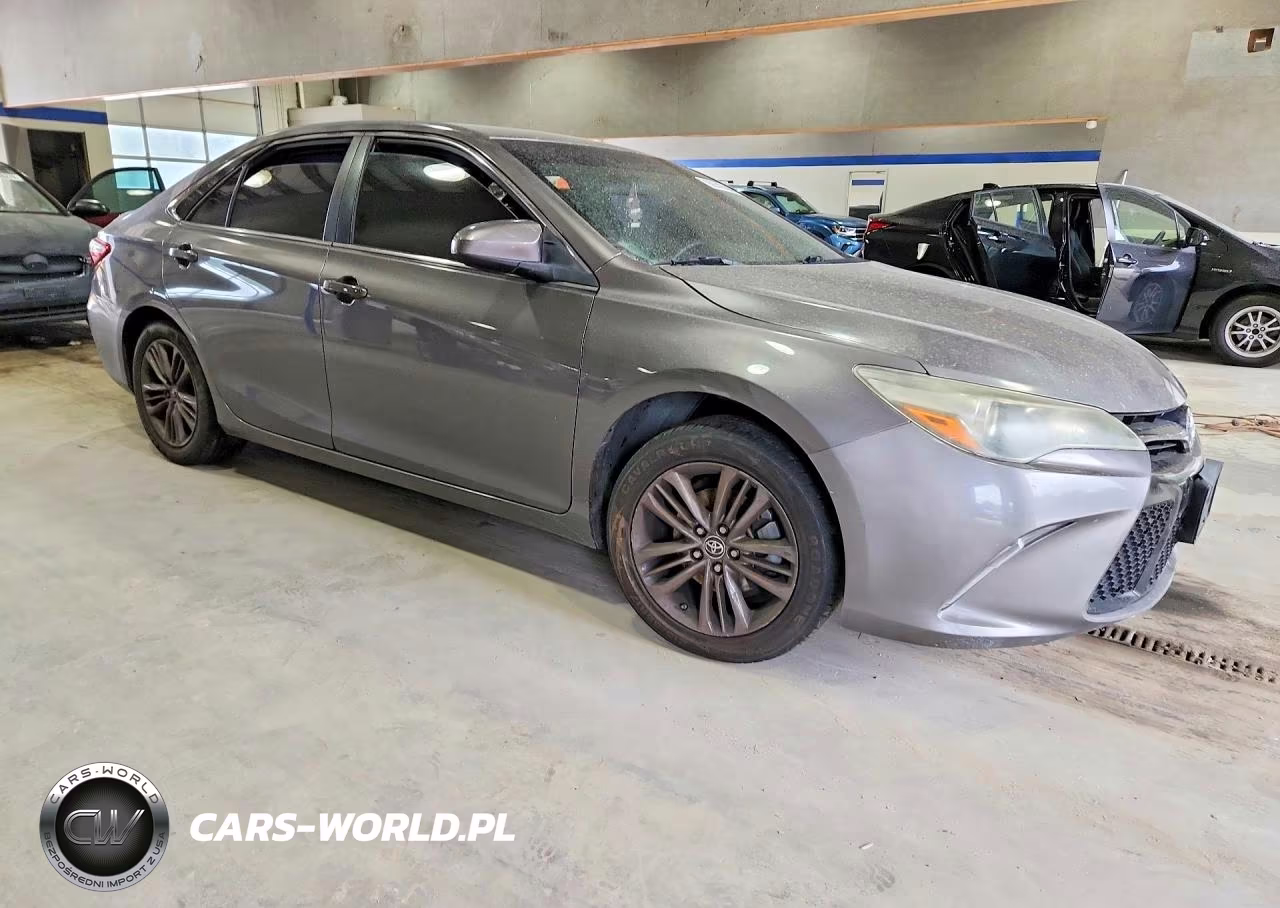 2015 Toyota Camry Le VIN:4T1BF1FK7FU484848 - 4
