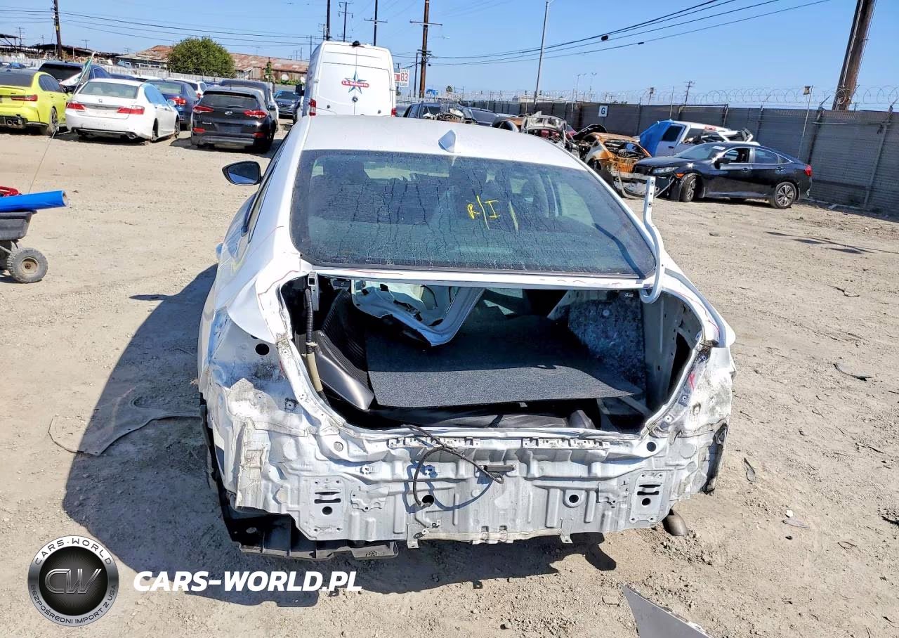2022 Honda Accord Hybrid VIN:1HGCV3F1XNA009369 - 6