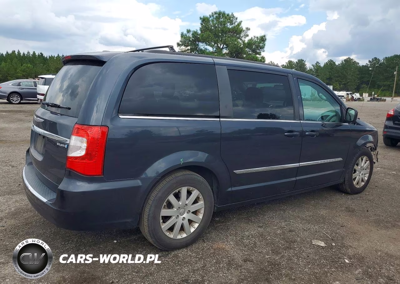 2014 Chrysler Town & Country Touring VIN:2C4RC1BG5ER342684 - 3