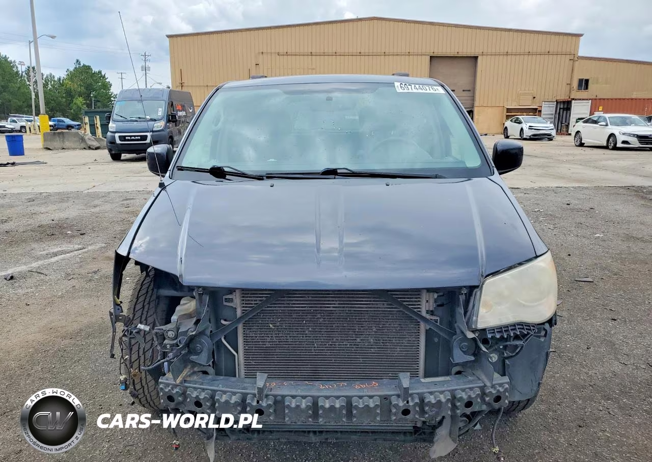 2014 Chrysler Town & Country Touring VIN:2C4RC1BG5ER342684 - 5