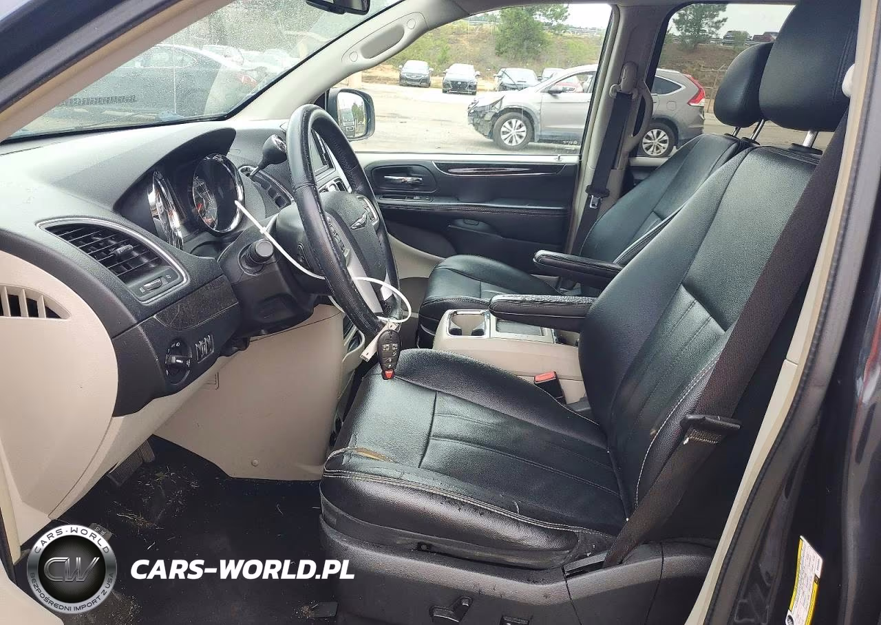 2014 Chrysler Town & Country Touring VIN:2C4RC1BG5ER342684 - 7